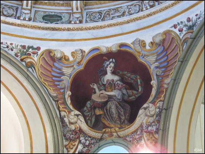 Pinturas de la c�pula (pechina)