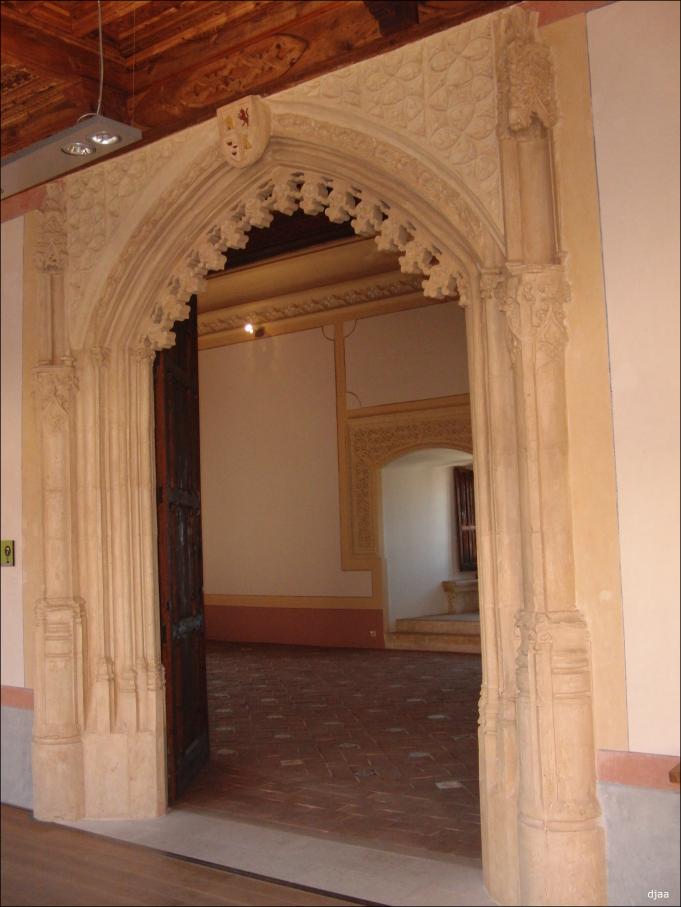 Puerta de acceso al sal�n de gobierno