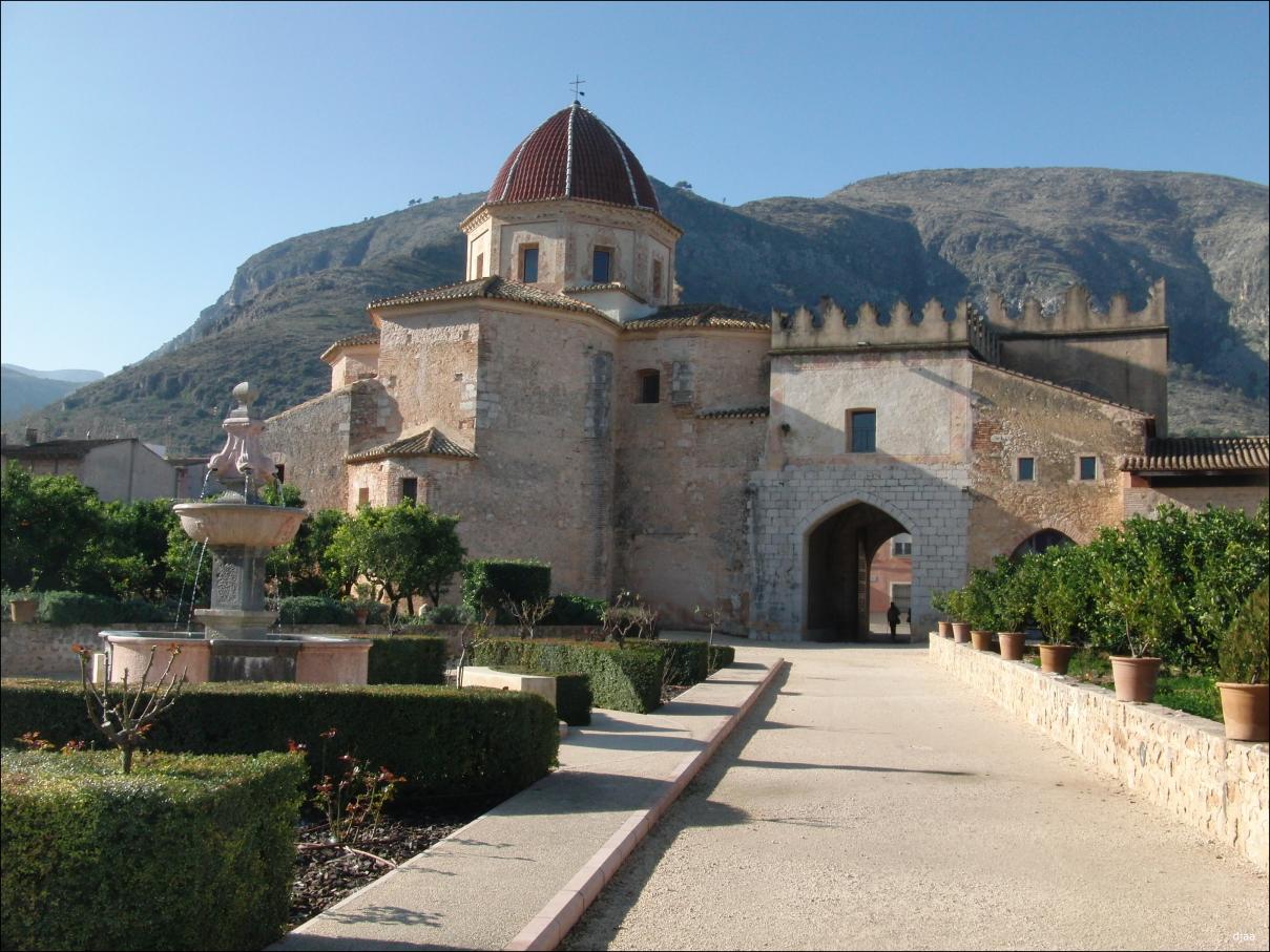 http://www.jdiezarnal.com/monasteriodesantamariadevalldignapuerta02.jpg