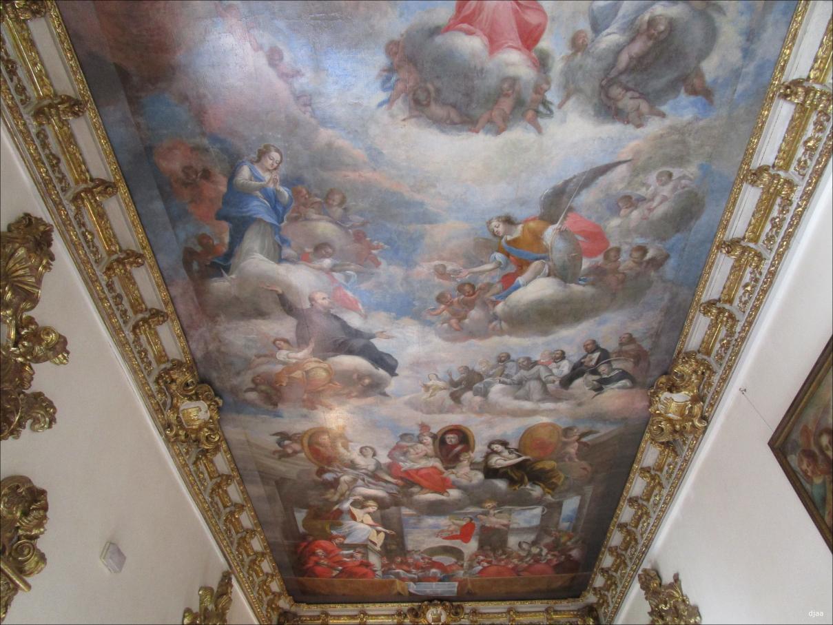 Decoraci�n pictorica de uno de los techos de la sala dorada