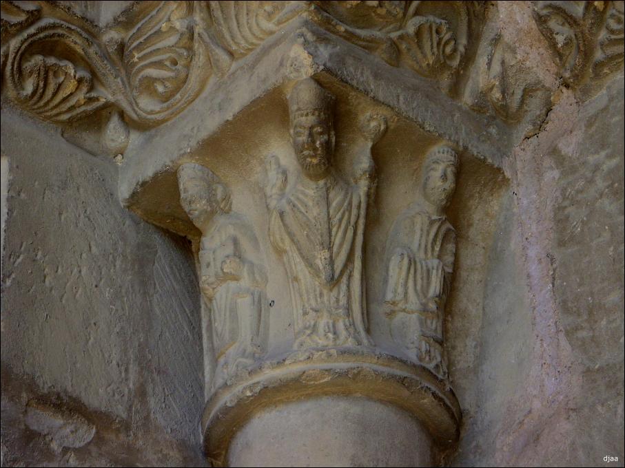 Capitel portada 