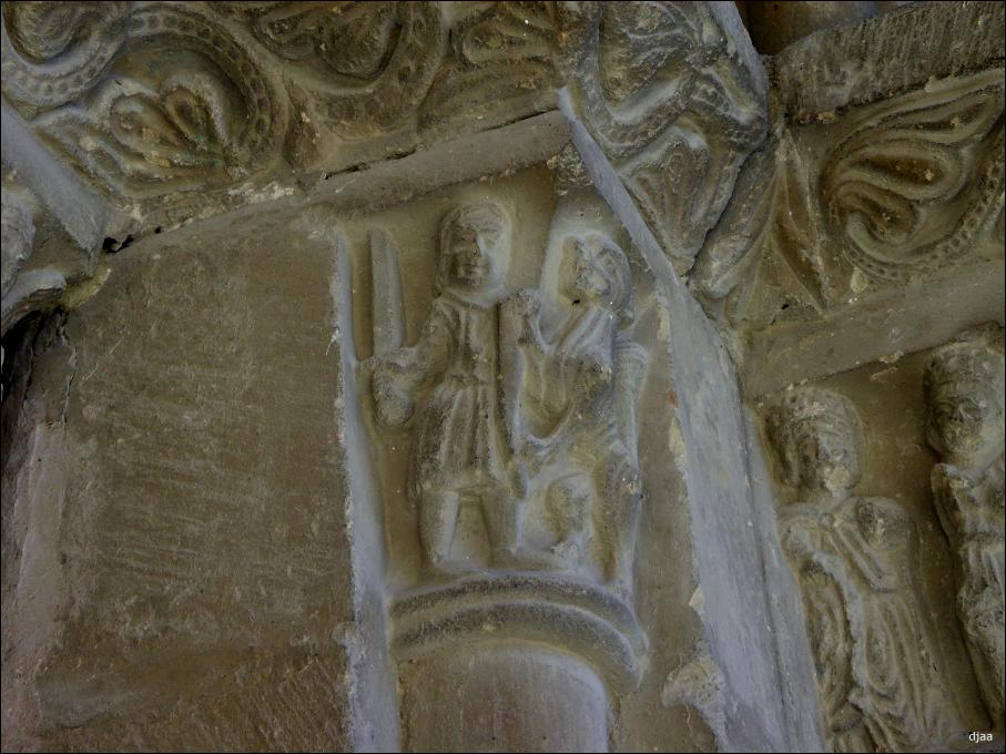 Capitel portada 