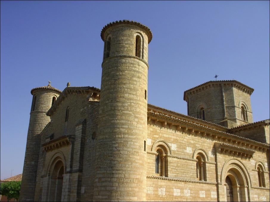 IGLESIA DE SAN MARTIN