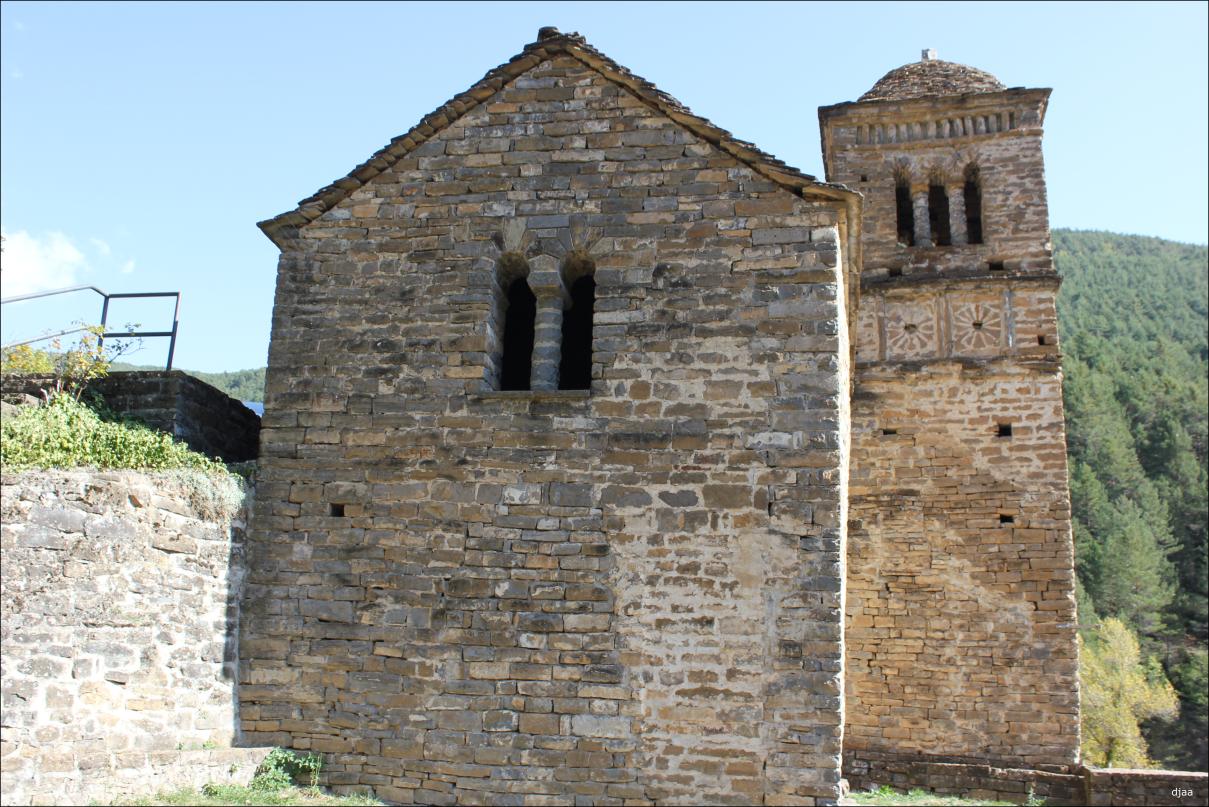 Iglesia de San Bartolome en Gavin 