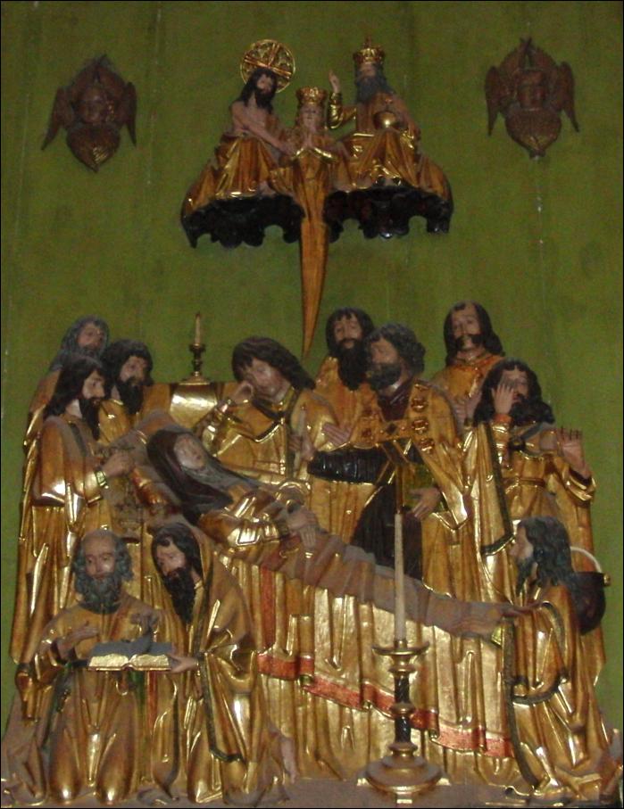 Relieve en madera policromada de la Transici�n de la Virgen