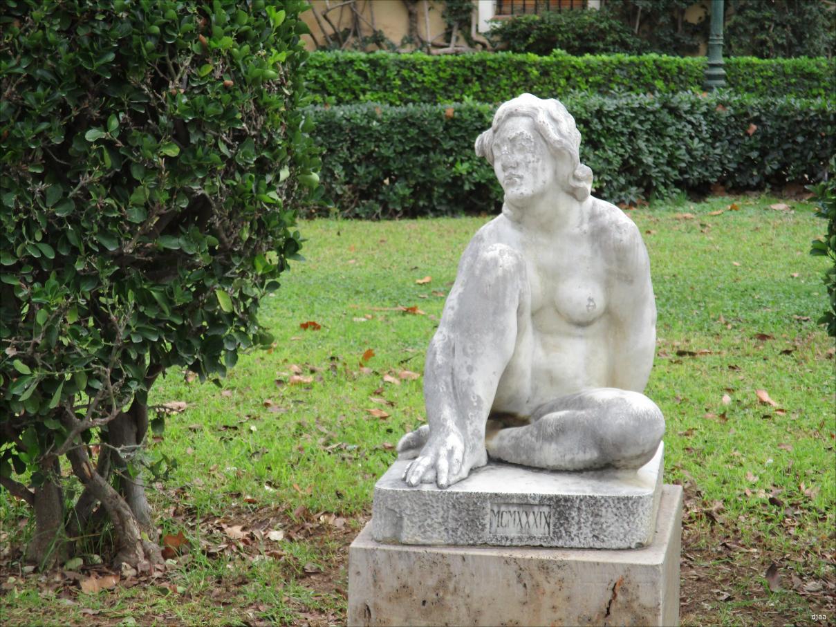 Figuras jardin valencia